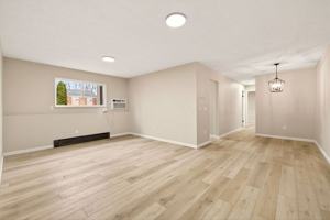 featured image of 35 Oakmount Ave #18