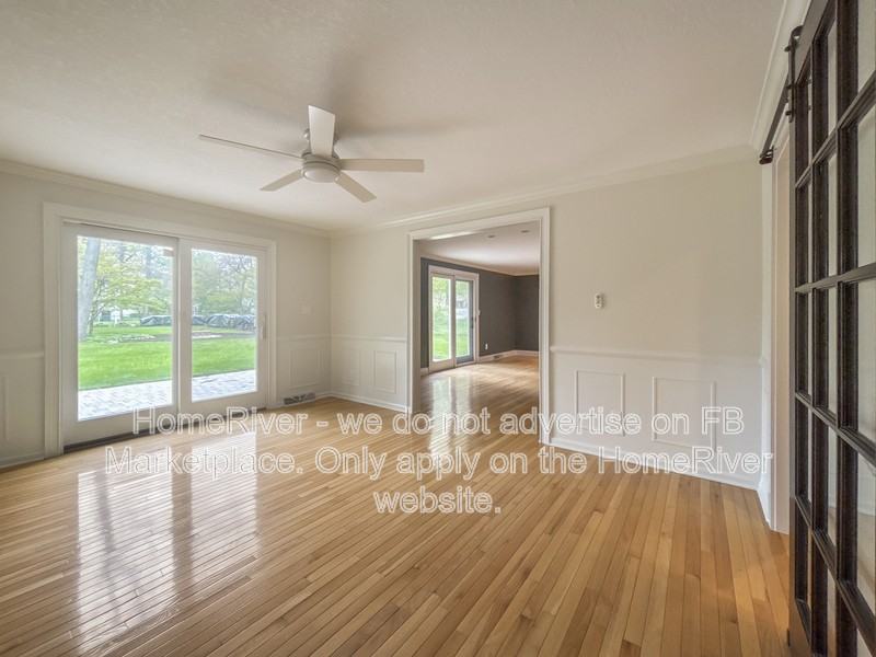 11111 Kings Xing - Photo 6 of 23