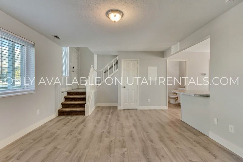 1731 Garden Dr - Photo 5 of 20