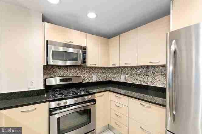 2451 Midtown Ave ##209 - Photo 3 of 33