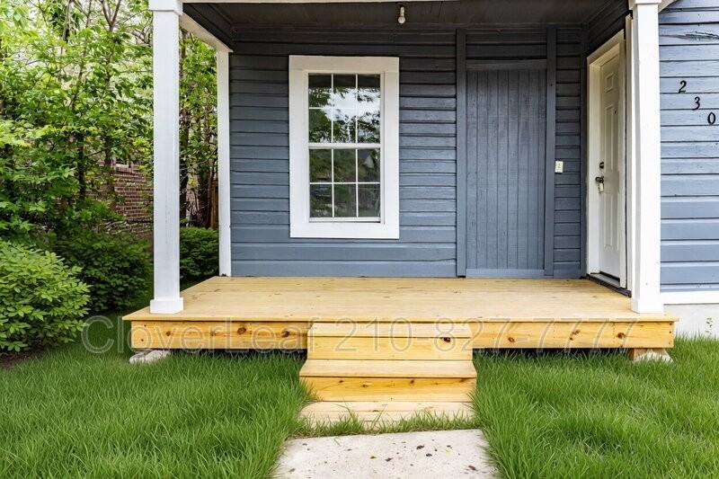 230 Paramount Ave - Photo 4 of 23