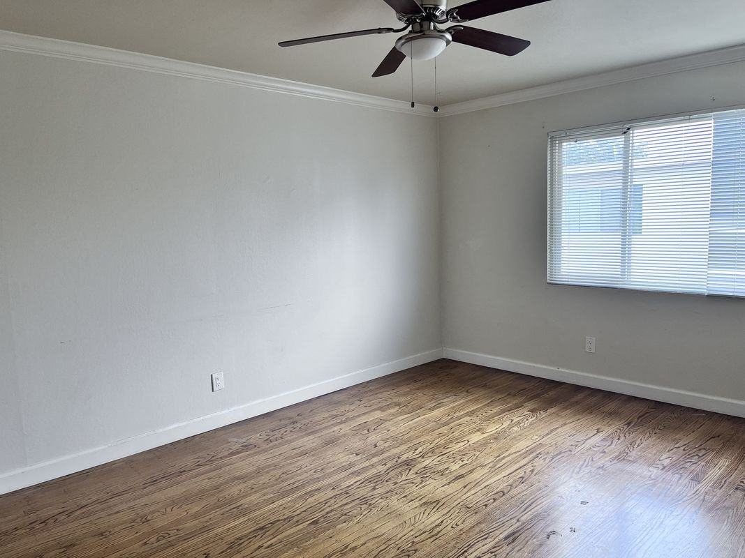 935 Sheridan St ##C - Photo 5 of 12