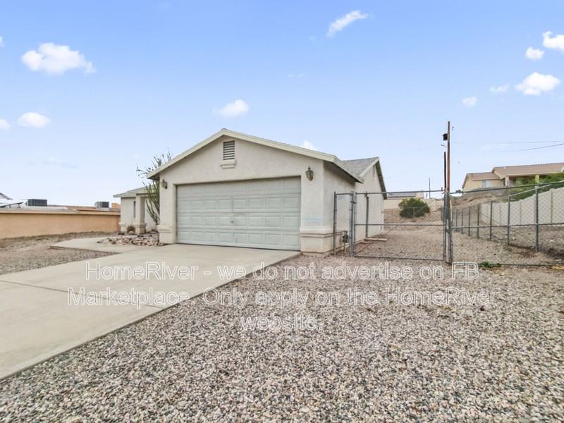 3901 Ravello Dr - Photo 3 of 19