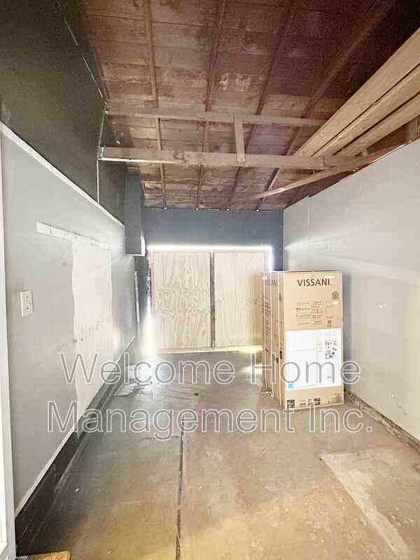 24074 Park St - Photo 7 of 7