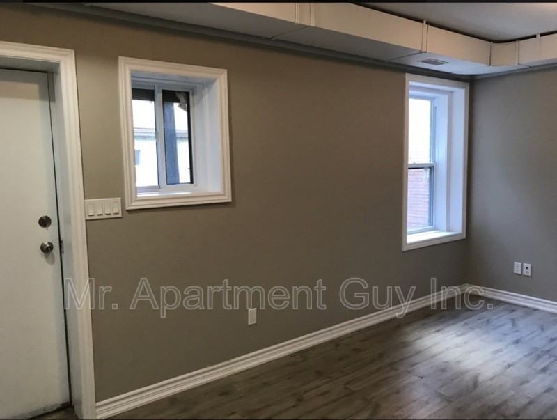 827 Main St E #203 - Photo 7 of 20