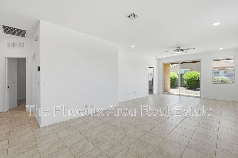 40643 W Shaver Dr - Photo 5 of 35