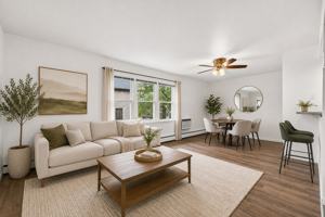 featured image of 1609 E State St