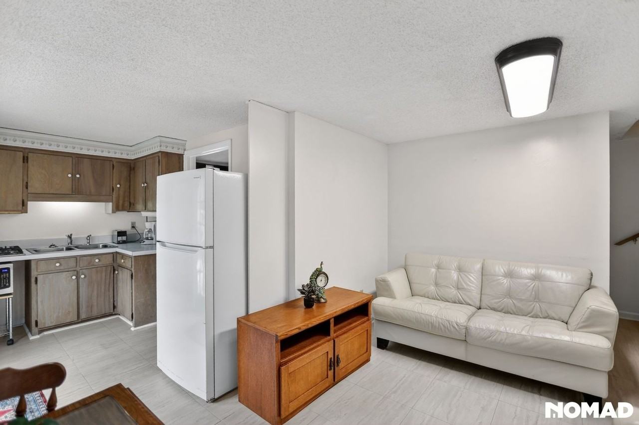 2903 Limestone Blvd - Photo 3 of 26