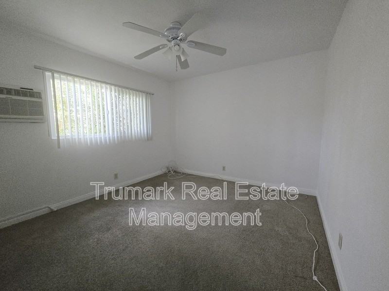 103 S Roosevelt Ave #9 - Photo 7 of 8