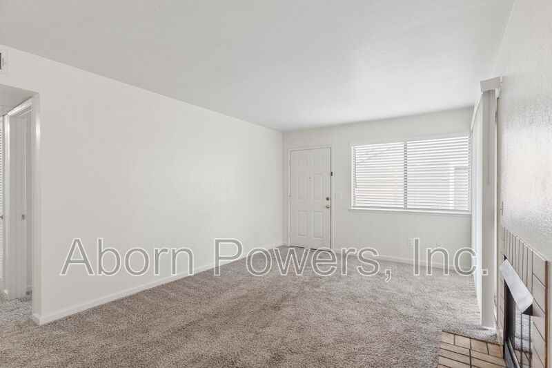 2529 Greenwood Ln #06 - Photo 3 of 19