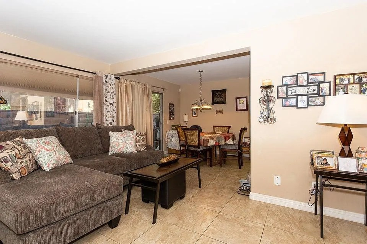 42935 15th St W #5 - Photo 4 of 11