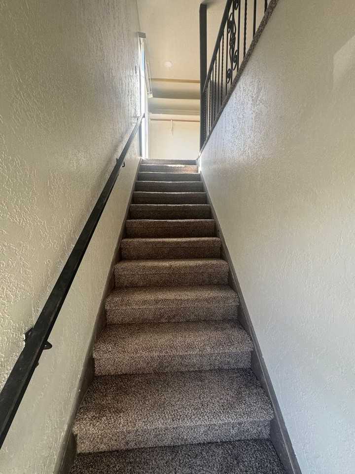 8432 Chambers Ct Ne - Photo 3 of 15