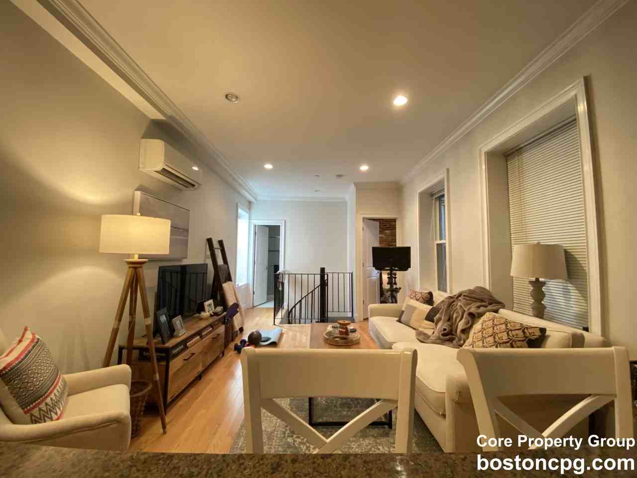 16 Hull St #2 - Photo 2 of 11