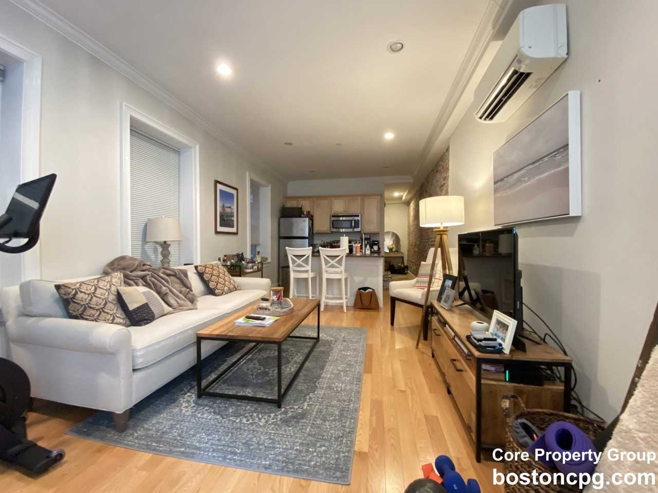 16 Hull St #2 - Photo 6 of 11