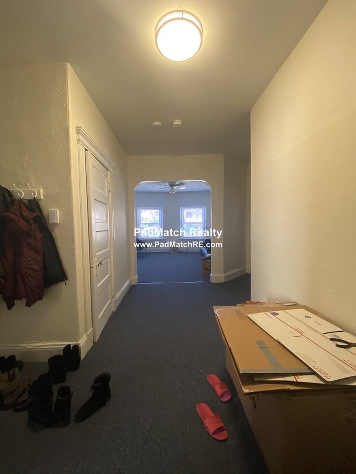 21 Mount Hood Rd #1 - Photo 2 of 20