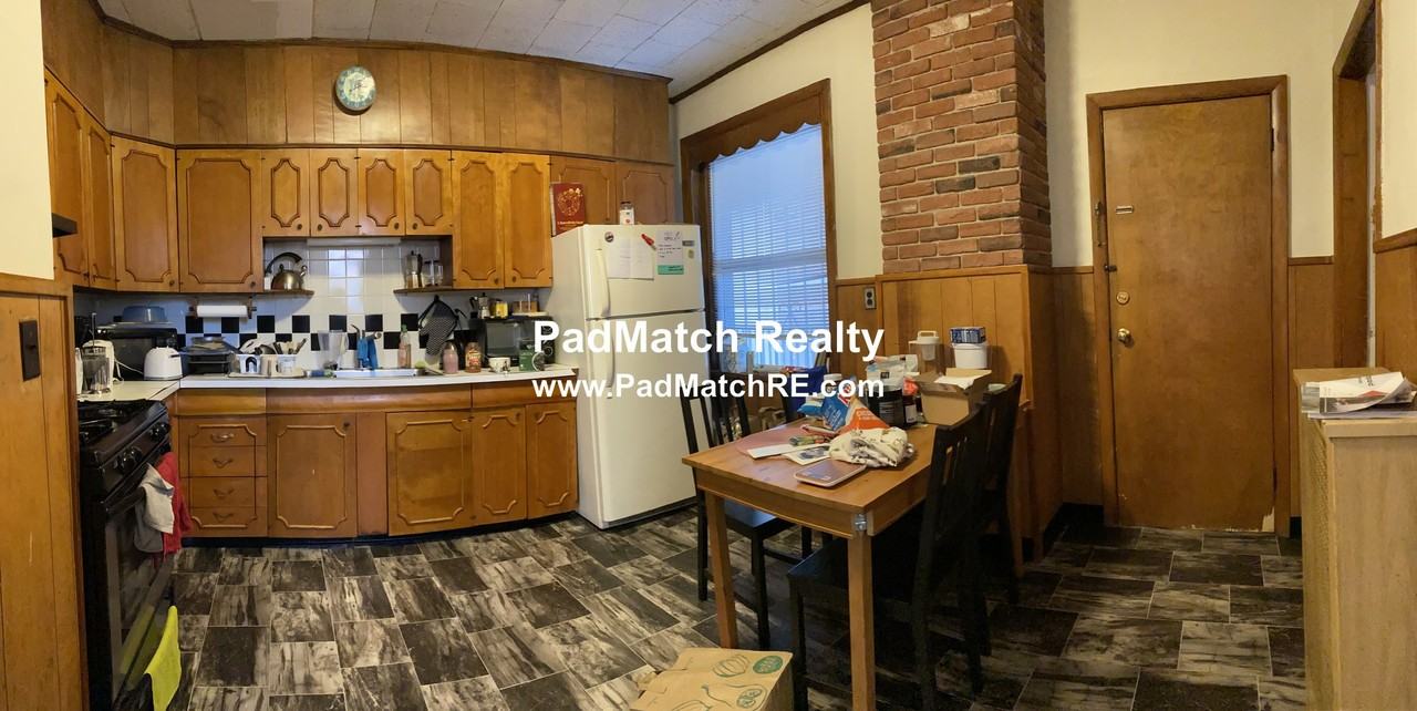 21 Mount Hood Rd #1 - Photo 4 of 20