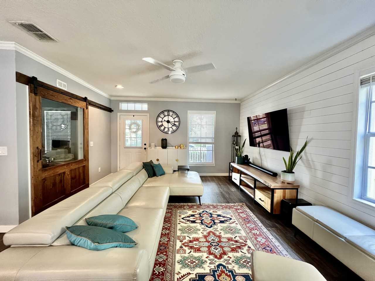 16112 Loneoak View Dr - Photo 6 of 46