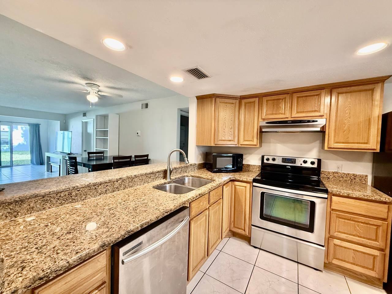 7560 92nd St #102B - Photo 7 of 36