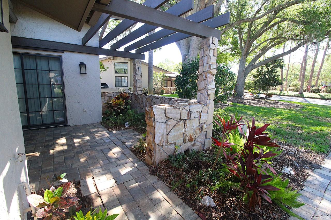 5677 Pipers Waite - Photo 2 of 34
