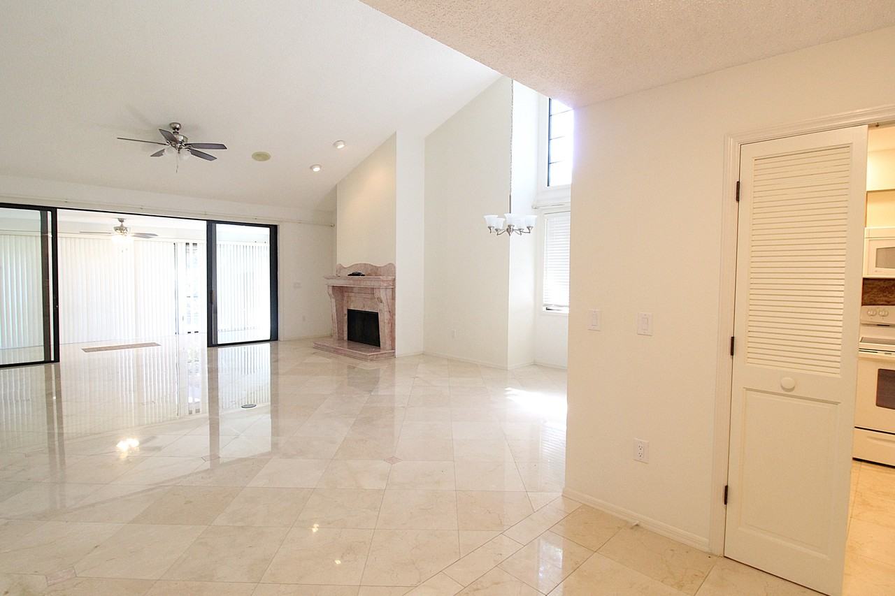 5677 Pipers Waite - Photo 4 of 34