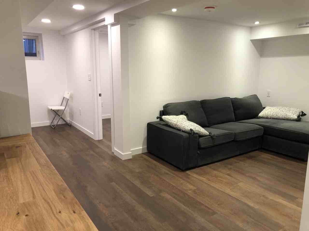 31 Rotherham Avenue - Photo 3 of 16