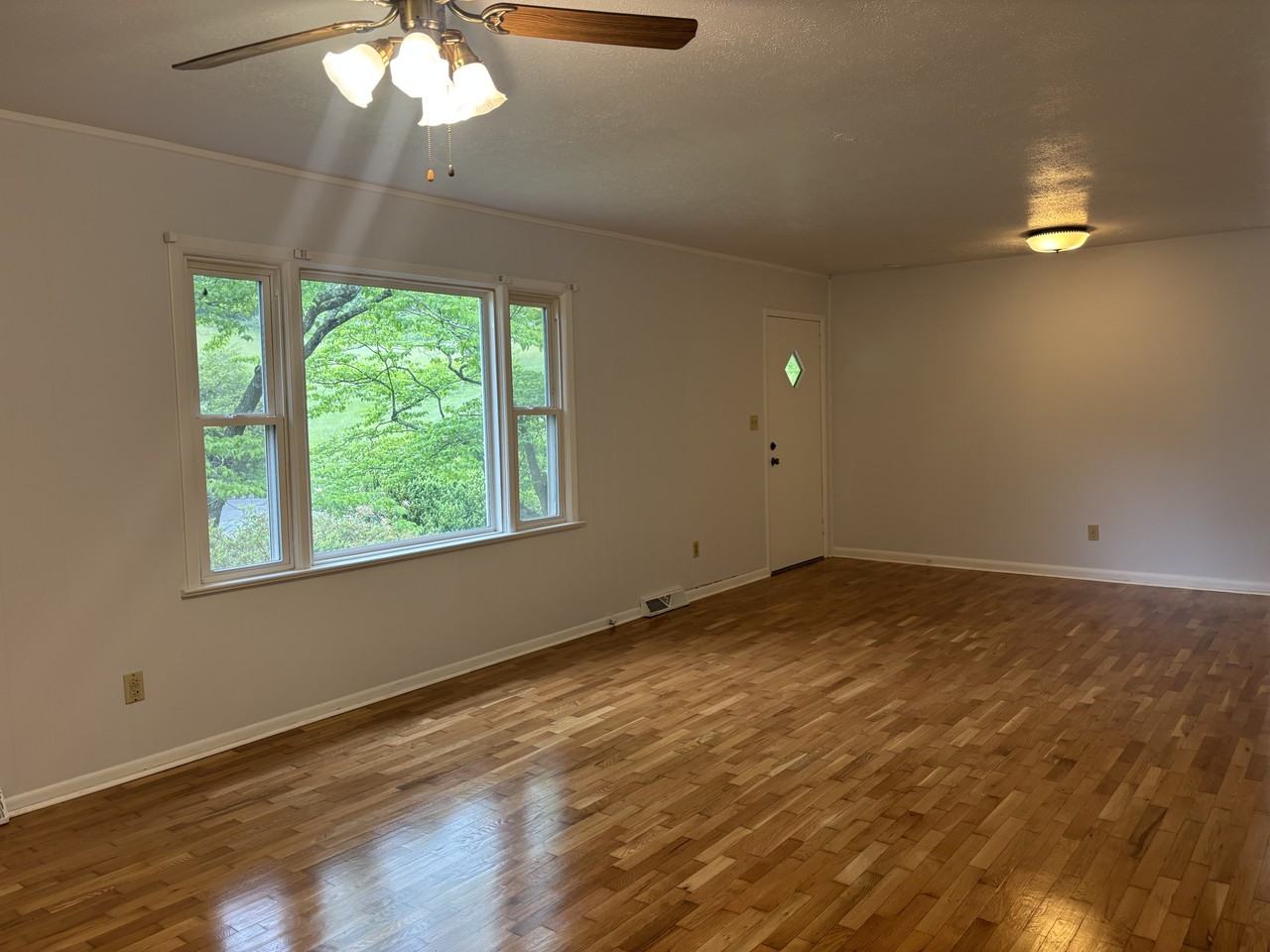 95 Moffitt Branch Rd - Photo 3 of 20