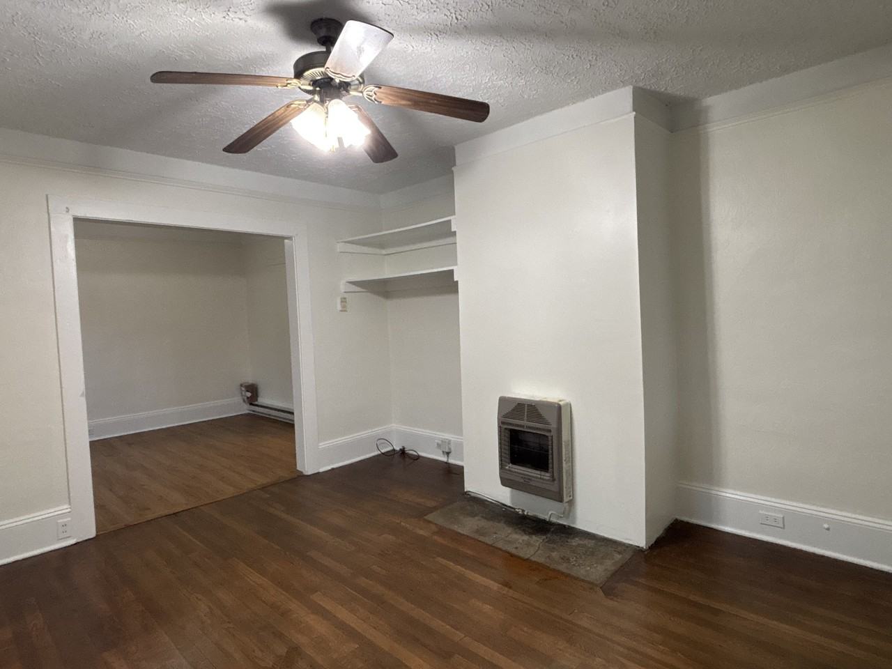 140 Fairview Ave - Photo 3 of 13