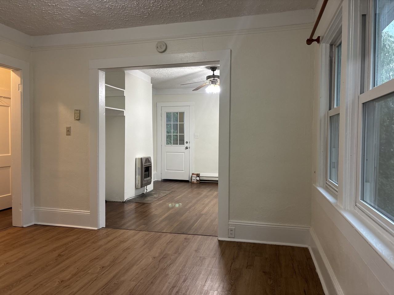140 Fairview Ave - Photo 5 of 13