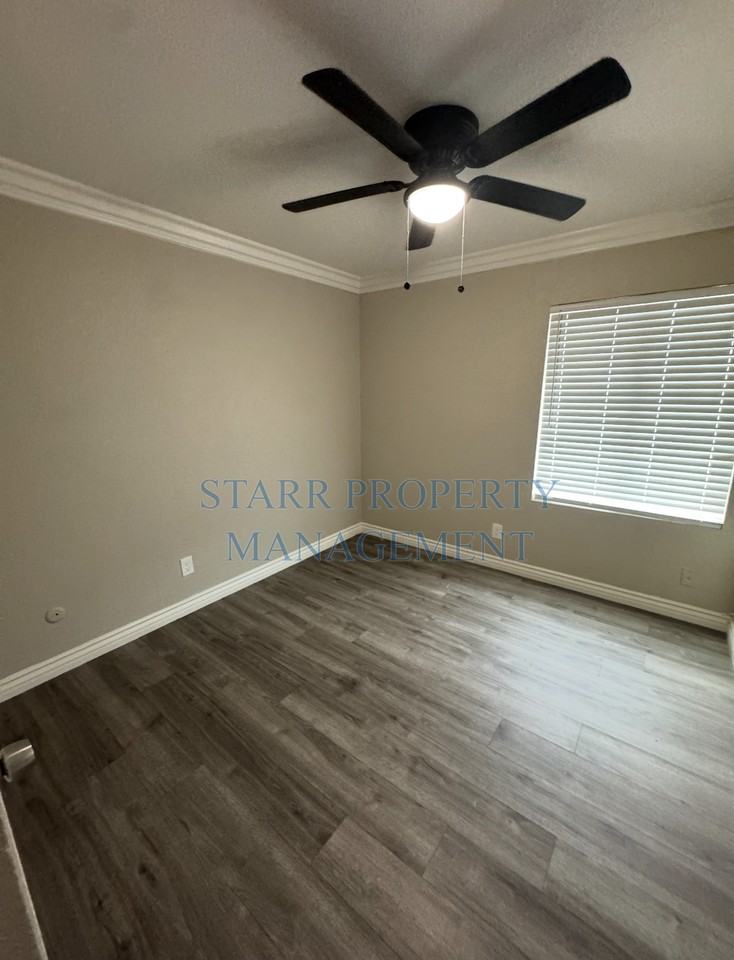 8110 Rouen Ct - Photo 7 of 22