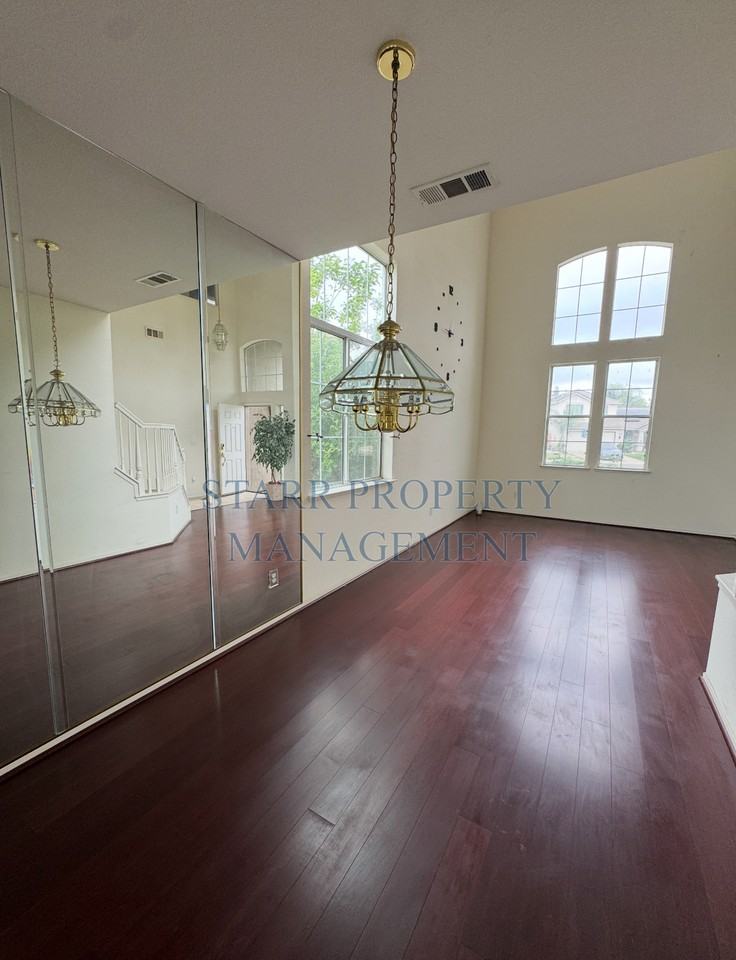 1934 Pissarro Ct - Photo 4 of 28