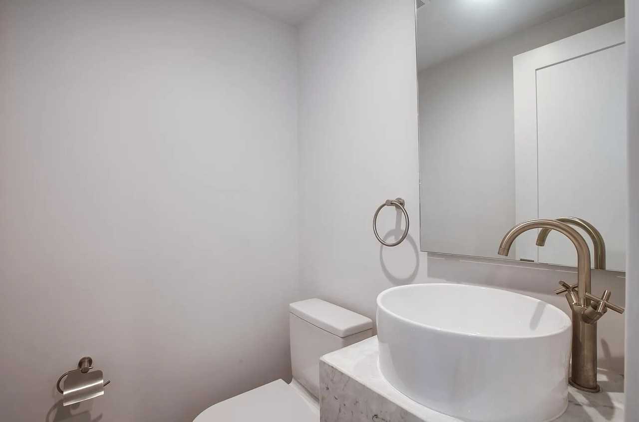 12320 Montana Ave #206 - Photo 2 of 16