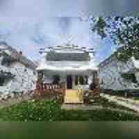 featured image of 2805 E 120th St