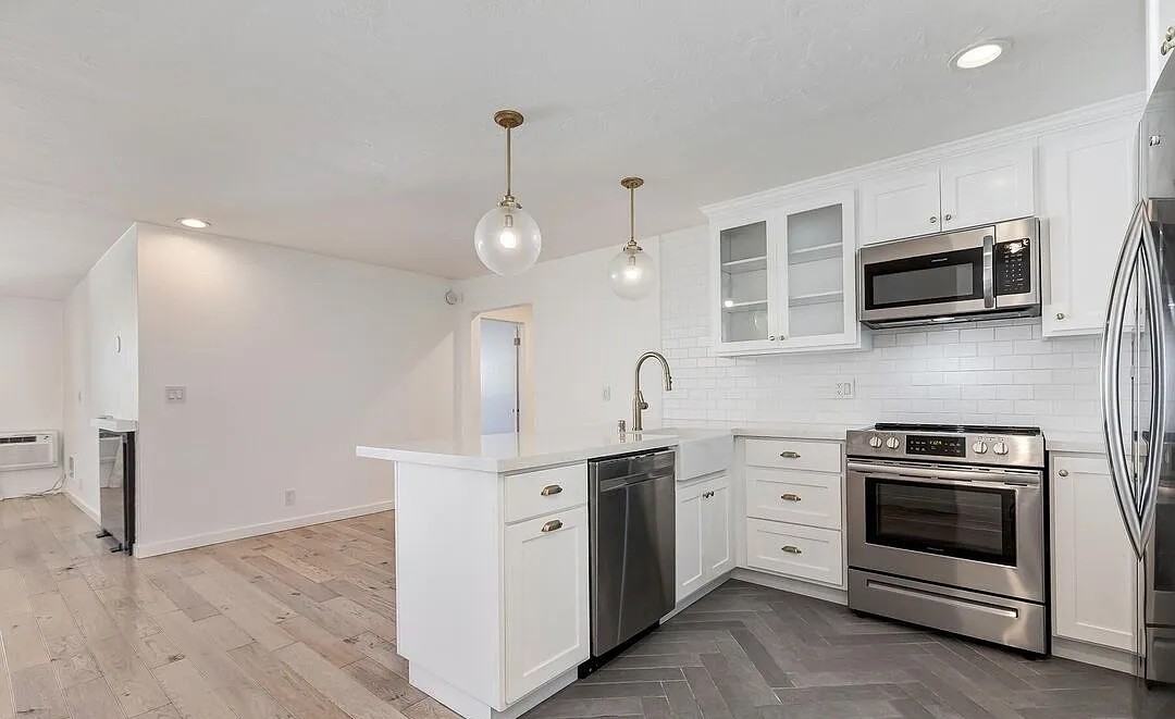11645 Montana Ave #227 - Photo 4 of 8