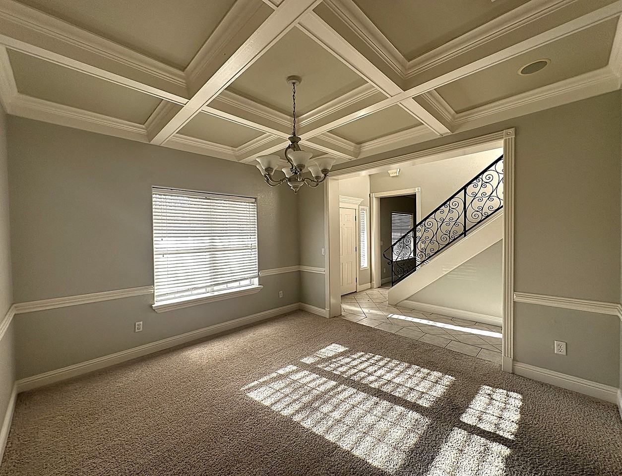 2105 Ocelot Cir - Photo 5 of 25