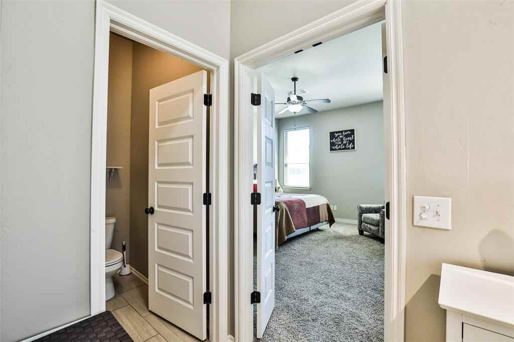 2412 Sw 136th St - Photo 7 of 11