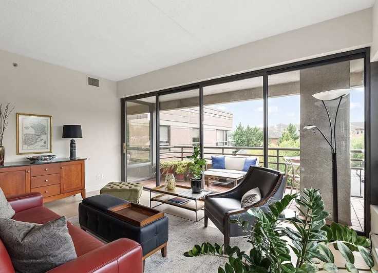 1100 Lovering Ave #514 - Photo 4 of 28