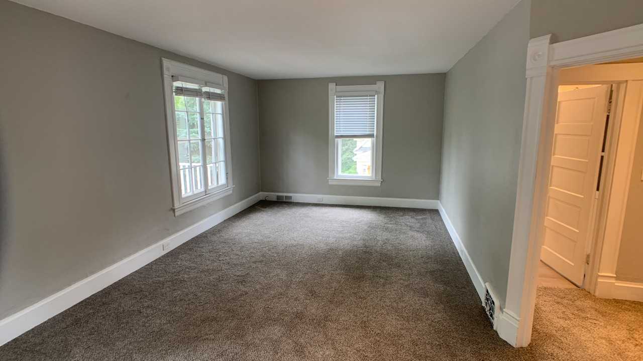112 E Espanola St - Photo 2 of 8