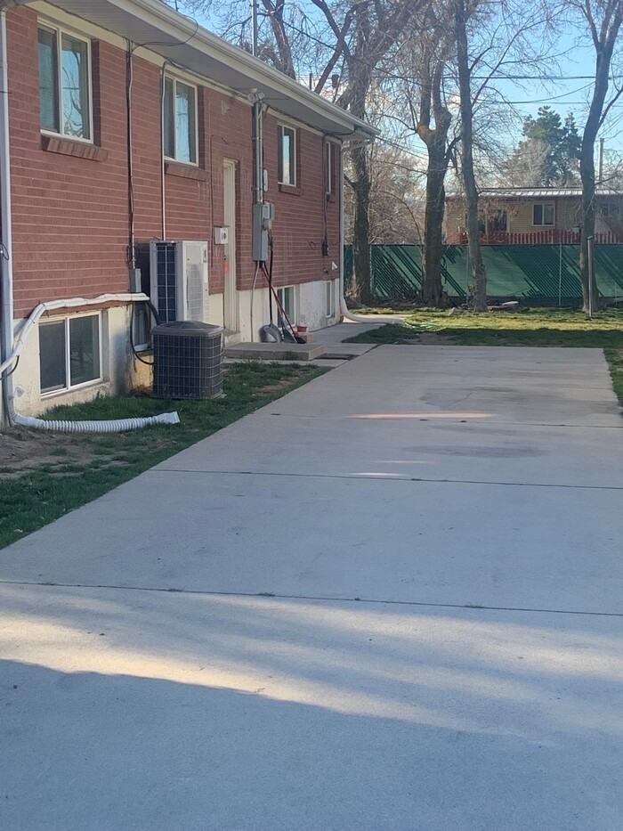515 W Fern Dr #A - Photo 7 of 8