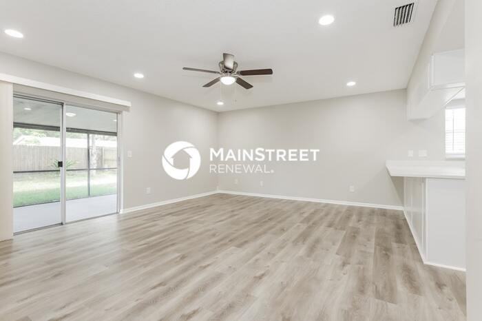 3725 Sand Pebble Dr - Photo 2 of 16
