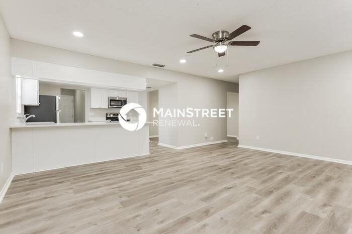 3725 Sand Pebble Dr - Photo 3 of 16