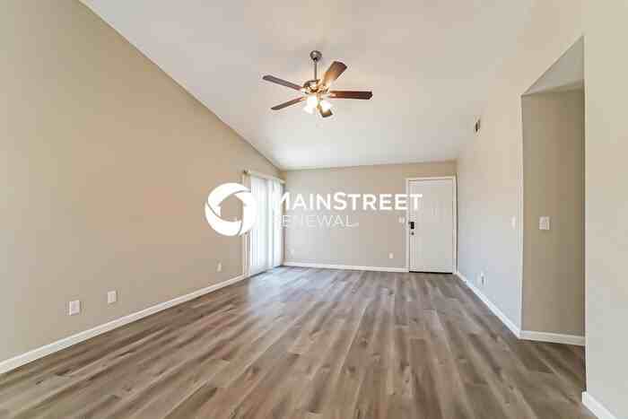 4010 N 88th Ave - Photo 3 of 16