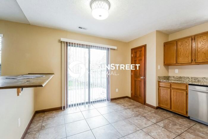 809 Delray Dr - Photo 7 of 16