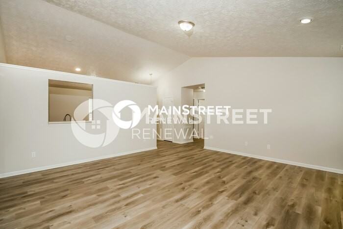 12250 Longstraw Dr - Photo 7 of 16