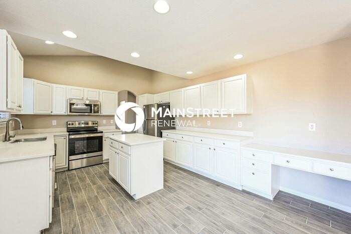 2911 S Tower Way - Photo 5 of 18