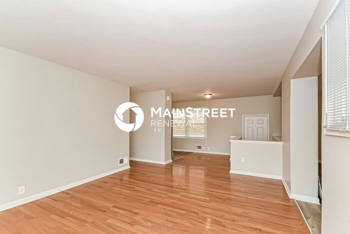 3899 Mantell Ave - Photo 3 of 17