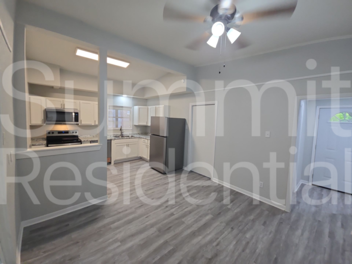 6813 Hazen St - Photo 3 of 19