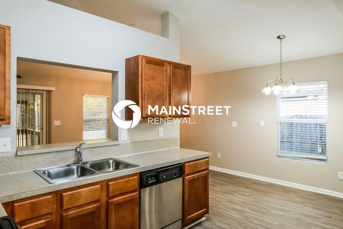 176 Marisco Way - Photo 7 of 16