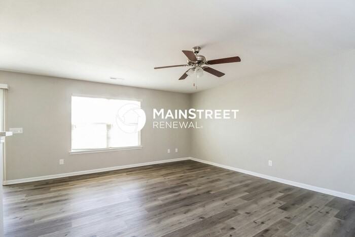 4303 Waldridge Rd - Photo 4 of 17