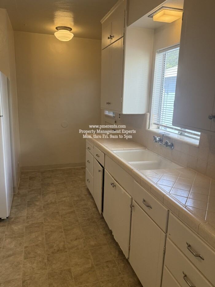 44 E Alder St - Photo 7 of 12