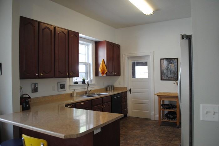 1156 E 3rd Ave - Photo 2 of 18